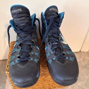 Nike hyperdunk sneakers